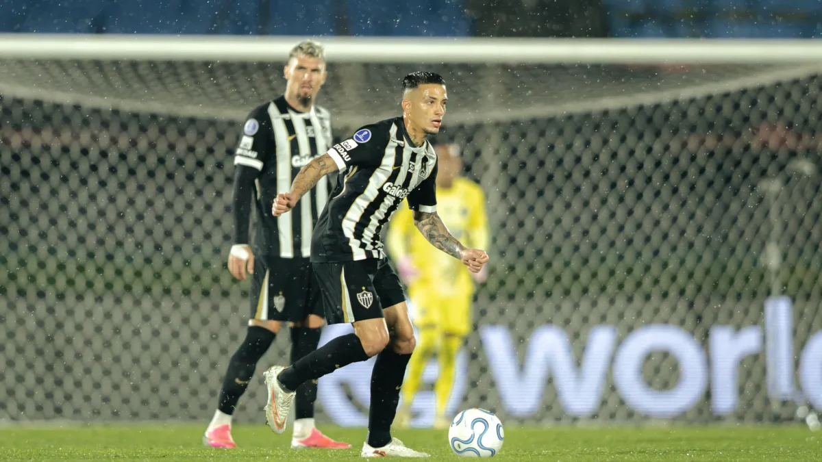 Castaño fala sobre desejo de permanecer no Galo: “Estou muito feliz aqui”