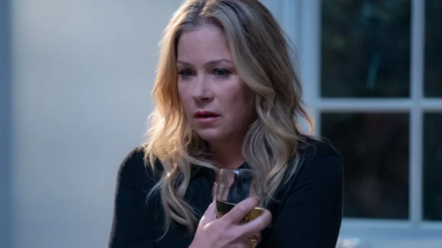 Christina Applegate diz que recebeu diagnóstico errado de esclerose múltipla
