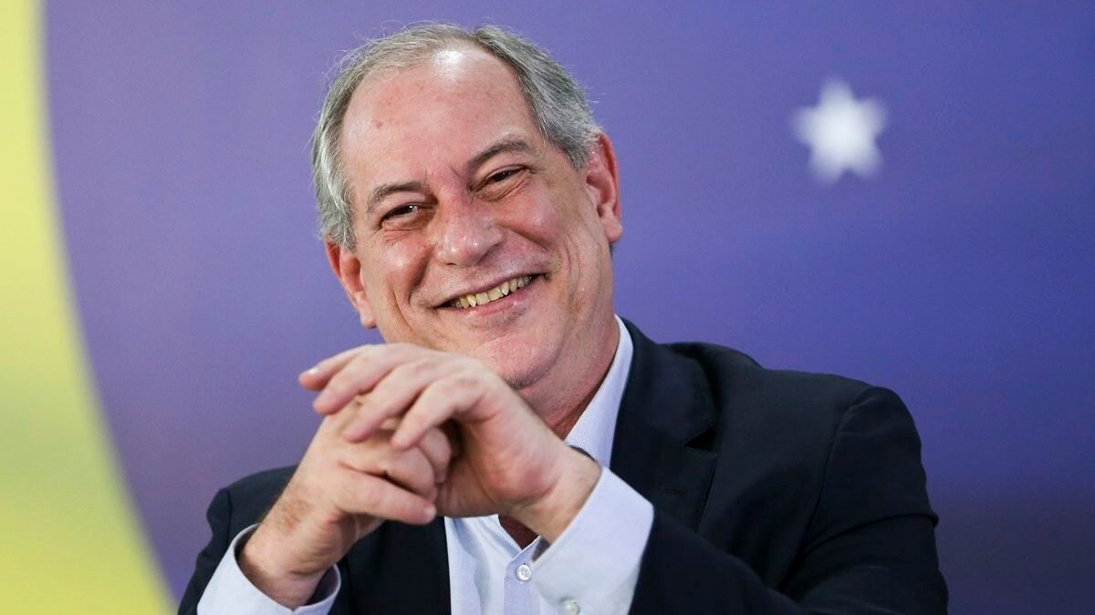 Ciro recusa aceitar derrota no Ceará e anuncia ação para anular eleição