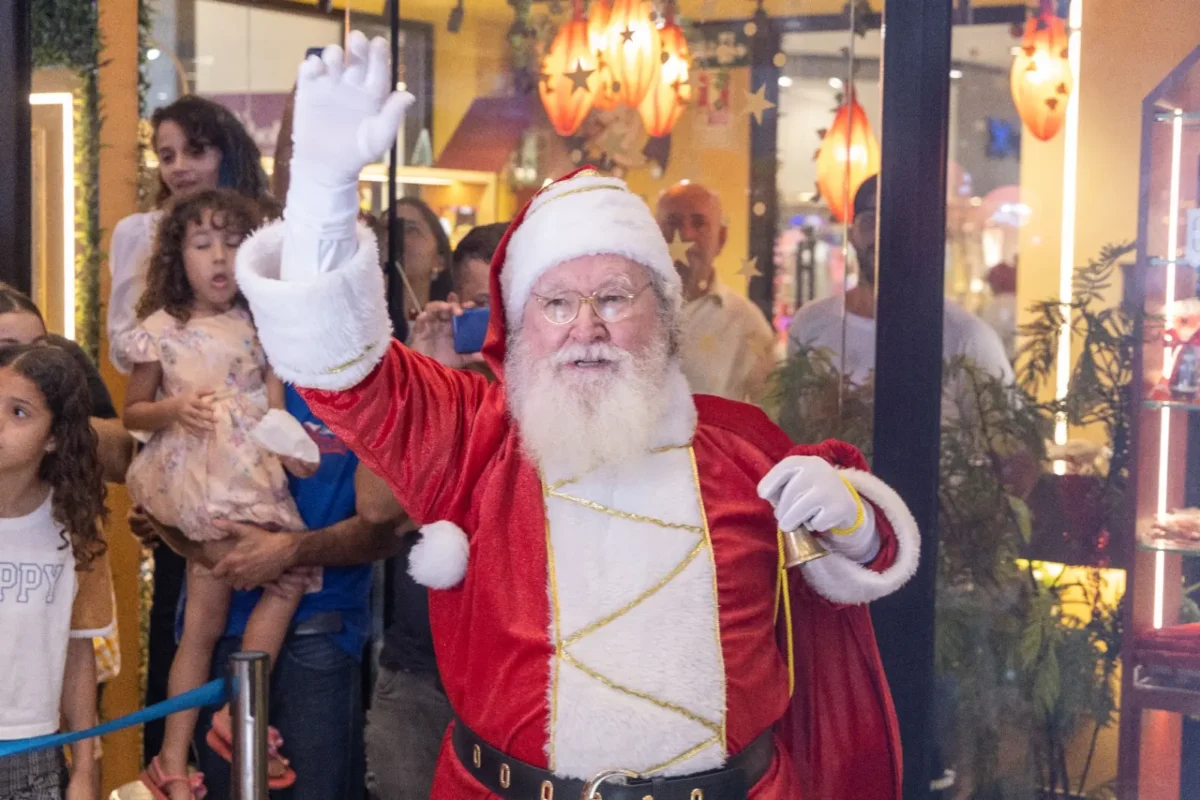 Clima de Natal em Goiânia e Aparecida: confira locais e datas das chegadas do Papai Noel