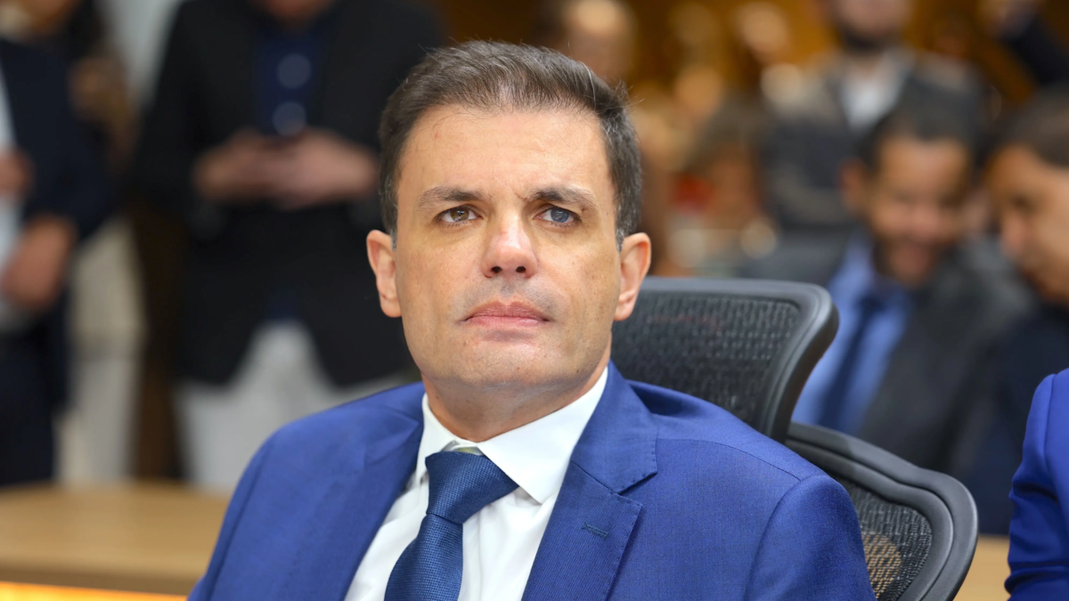 Com Bruno no governo, Issy Quinan assume presidência da Alego