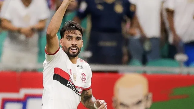 Com gol contra o Bahia, Paquetá vive temporada mais artilheira da carreira