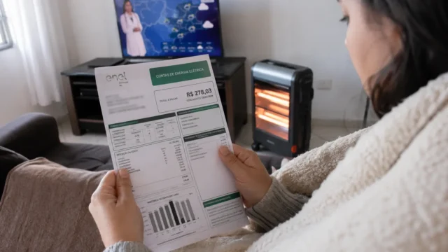 Conta de luz atrasada? Veja como identificar sites falsos antes de pagar