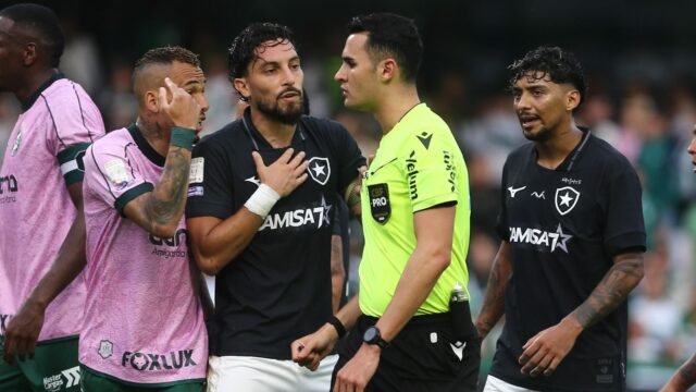 Coritiba empata com o Botafogo e amplia jejum no Brasileirão
