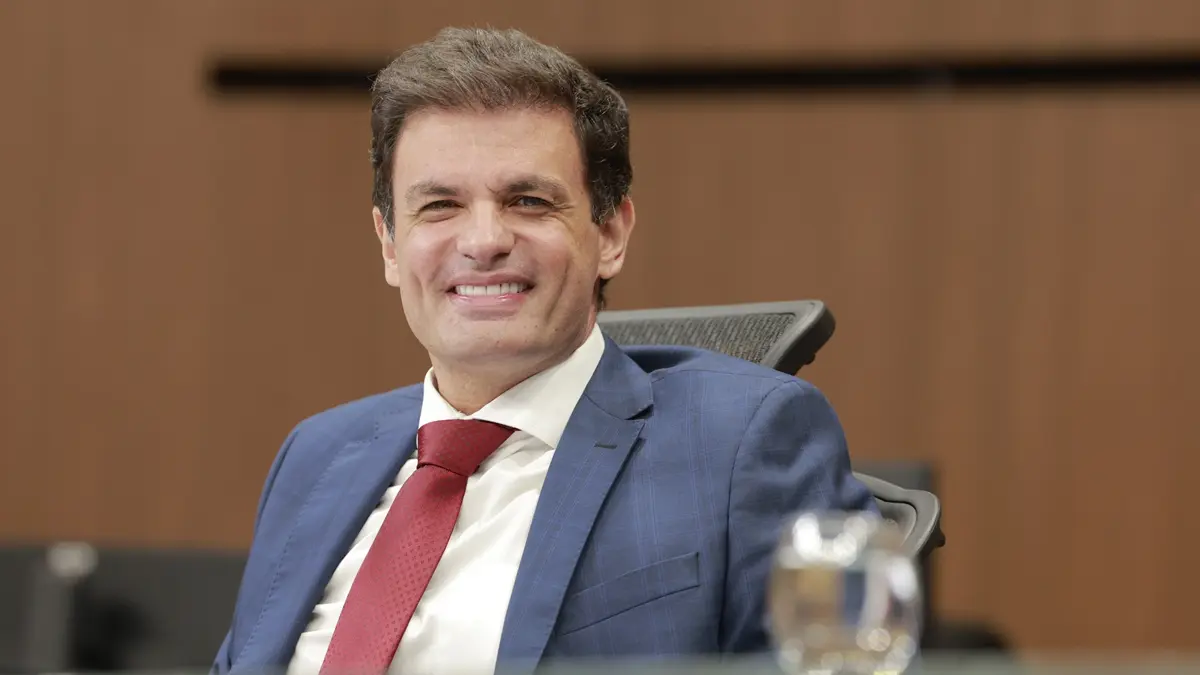 Cotado à presidência, Issy Quinan prega cautela sobre disputa na Alego: ‘Realidade muito distante’