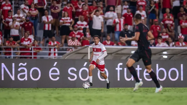 CRB aproveita vacilos na defesa do Dragão e marca dois gols em 15 minutos