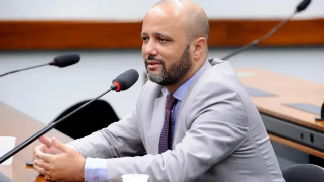 Custo médio do voto de deputados federais eleitos em Goiás vai de R$ 3,73 a mais de R$ 31