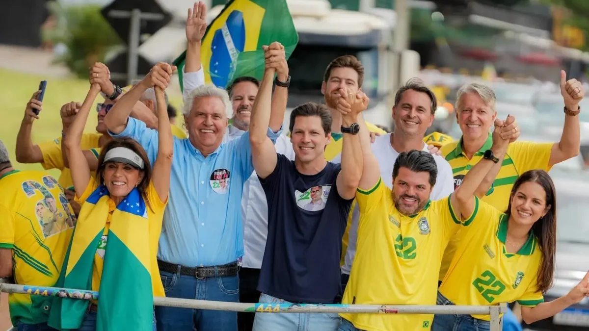 Daniel diz que Brasil precisa mudar e critica Lula: “Um governo antiquado, atrasado”