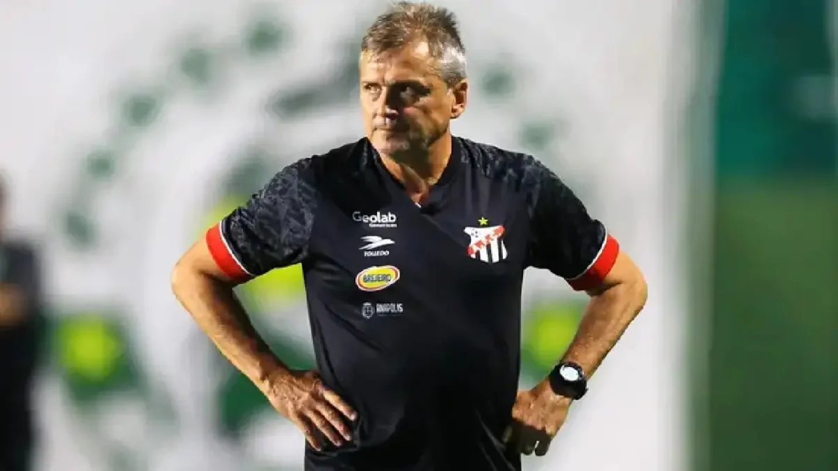 De olho no Goianão 2027 e na Série D, Crac anuncia novo treinador