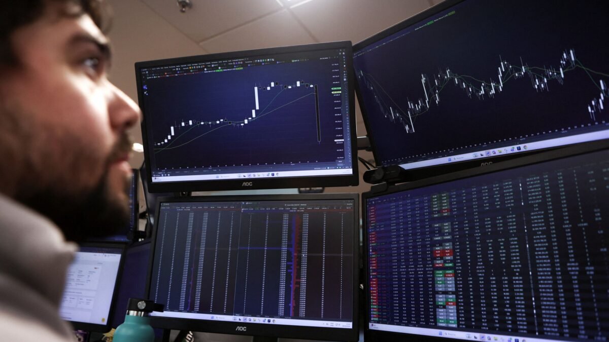 Definição da equipe econômica de Lula será decisiva para o mercado, dizem economistas