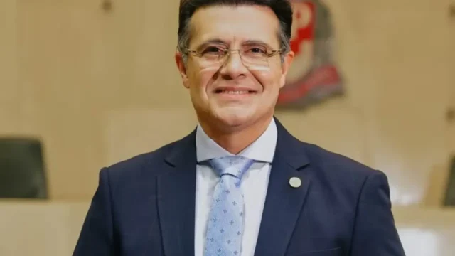 Deputado e cantor gospel, Marcelo Aguiar (PL) é preso após disparar arma em casa noturna