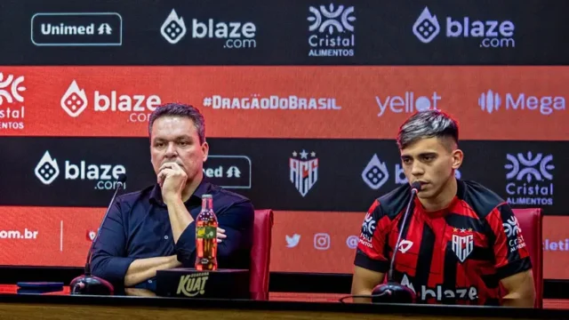 Dívida que não acaba: Atlético-GO sofre novo transfer ban da Fifa