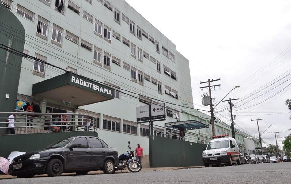 ‘E o reajuste exorbitante dos médicos?’: sindicato questiona cortes no Araújo Jorge