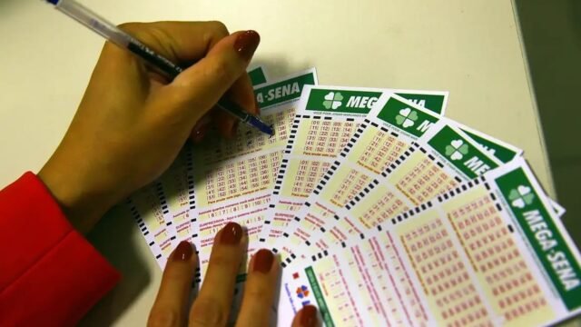 Eleições mudam data do sorteio da Mega-Sena; veja quando será e até que horas apostar