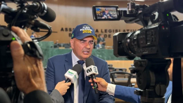 Eleito para o sétimo mandato, Paulo Cezar Martins anuncia intenção de disputar presidência da Assembleia