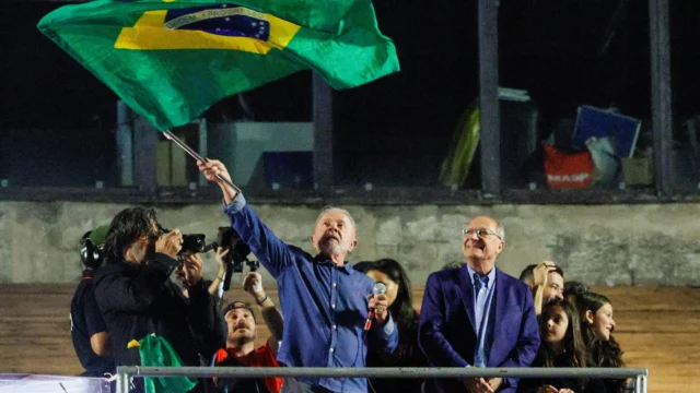Embaixada dos EUA vê vitória de Lula consolidada em relatório enviado a Washington