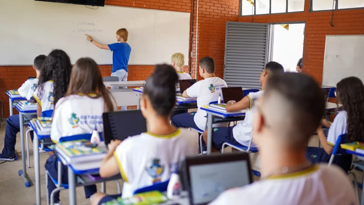 Estado convoca 250 professores aprovados em concurso público