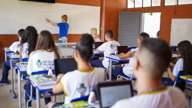 Estado convoca 250 professores aprovados em concurso público