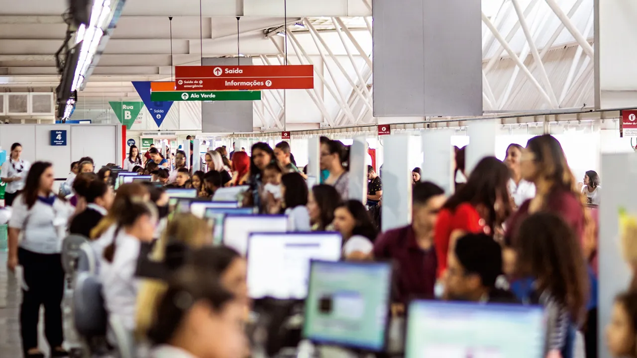 feed-image-1791918474 Geração de empregos acelera em Goiás, mas números de 2026 ainda são 32% mais baixos que os de 2025