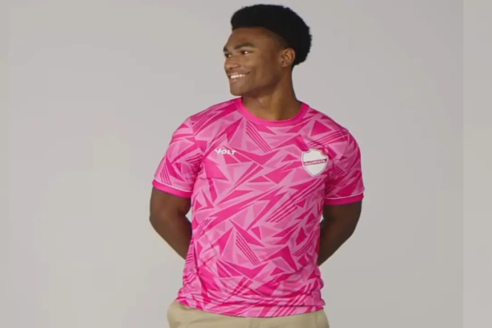 feed-image-1791941459 Vila Nova lança edição especial de camisa voltada ao Outubro Rosa; veja fotos