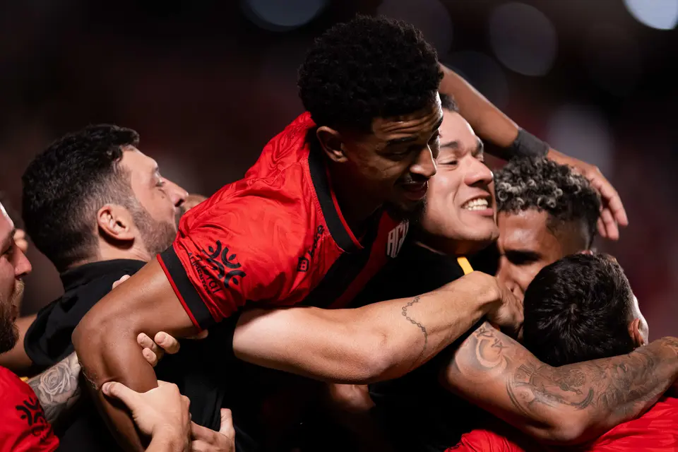 feed-image-1792511540 Para lotar o Accioly! Atlético abre venda de ingressos a R$ 10 para decisão contra carrasco dos goianos