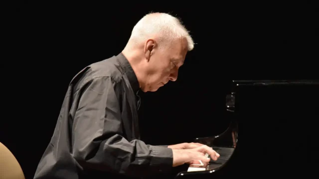 Filarmônica de Goiás recebe pianista e violinista de carreira internacional