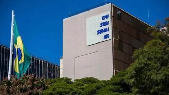 Fim da escala 6×1 pode custar R$ 267 bilhões à produção, diz CNI