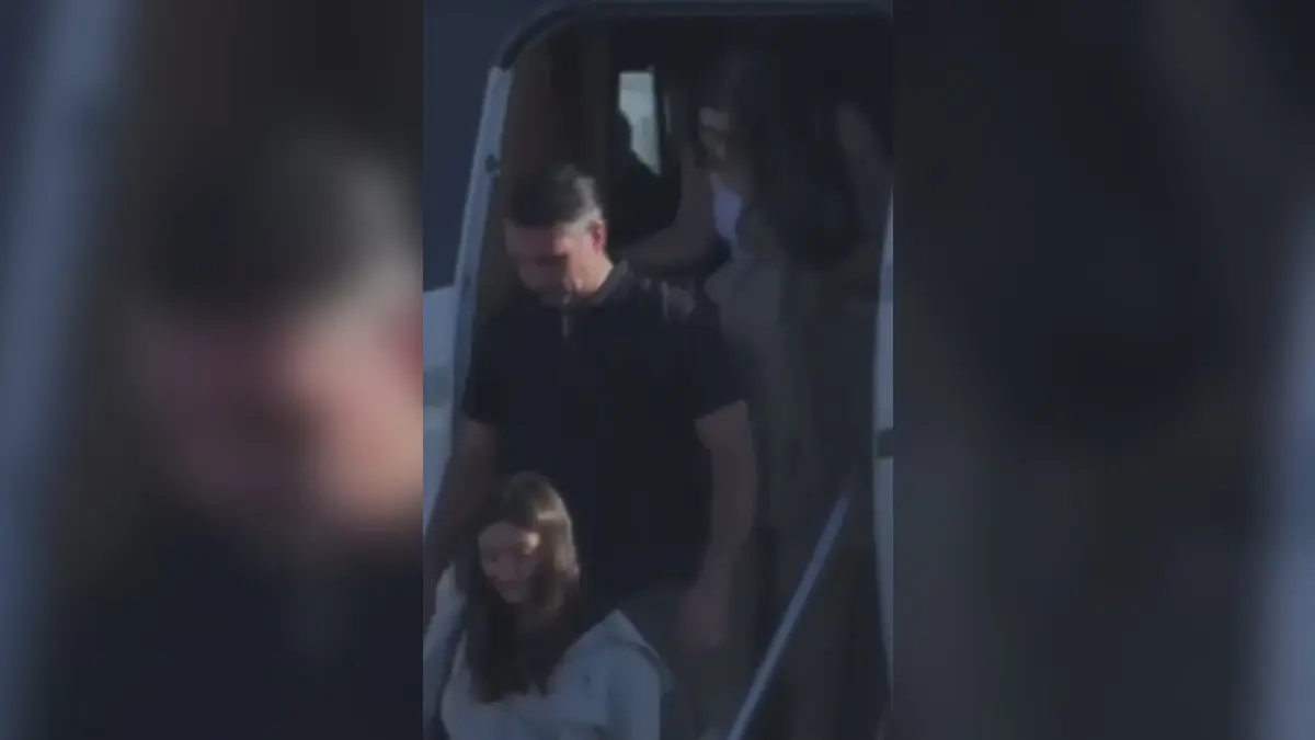 Flávio chega aos EUA com a família após fugir do Brasil