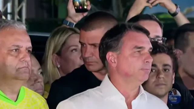 Flávio não reconhece vitória de Lula: ‘Usar o jurídico e pedir a anulação das eleições’