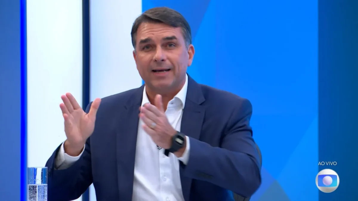 Flávio revela por que votou a favor do fim da escala 6×1