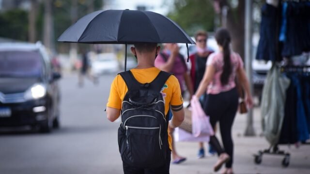 Frente fria pode provocar tempestades em 104 cidades de Goiás; veja a lista