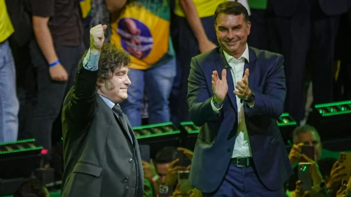 Governo Milei nega que Flávio Bolsonaro tenha entrado na Argentina