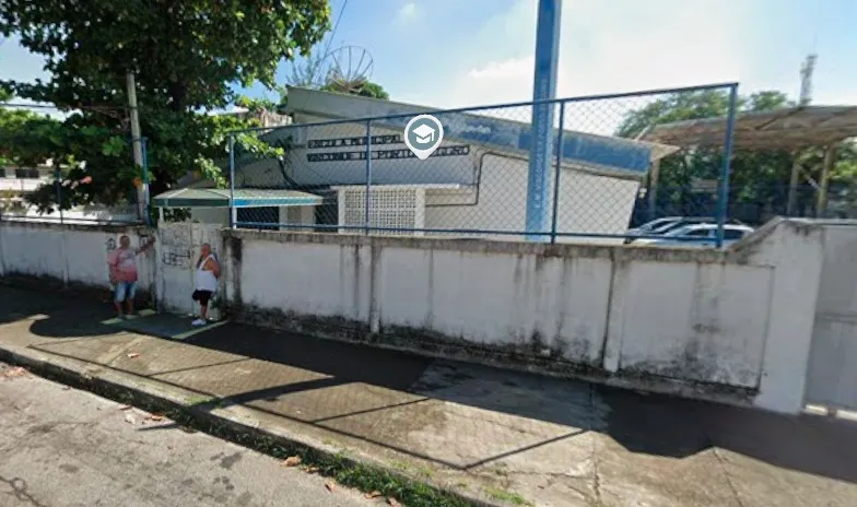Infestação de pulgas provoca mudança em local de votação na Zona Oeste do Rio