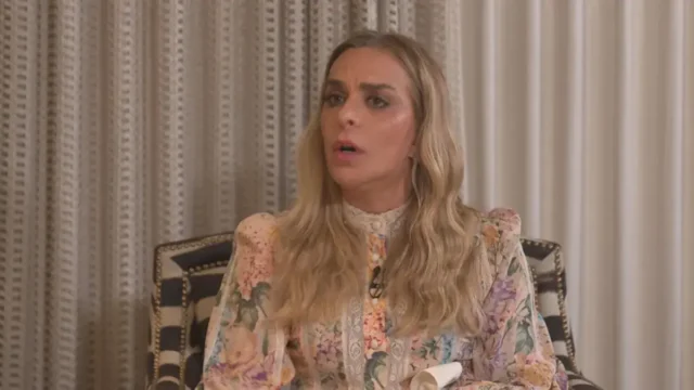 Investigada no escândalo do INSS, amiga de Lulinha declara voto em Flávio Bolsonaro