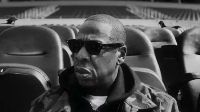 Jay-Z vai comandar o show do intervalo do Super Bowl LXI em 2027