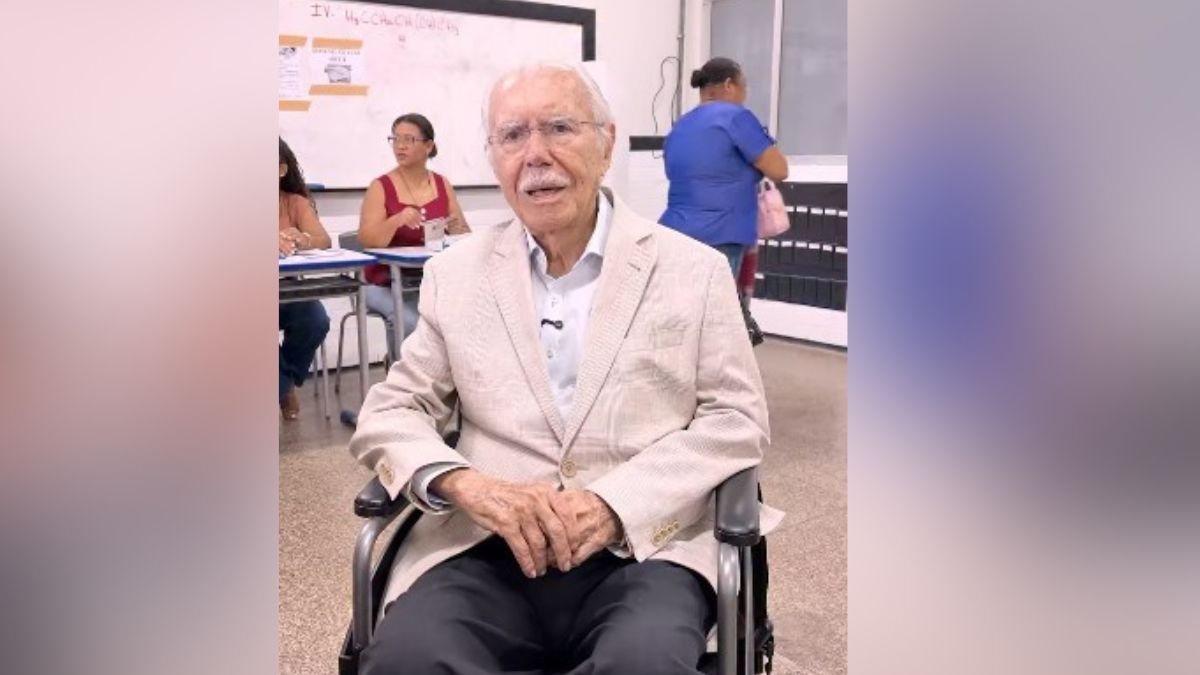 José Sarney vota em São Luís aos 96 anos após internações médicas