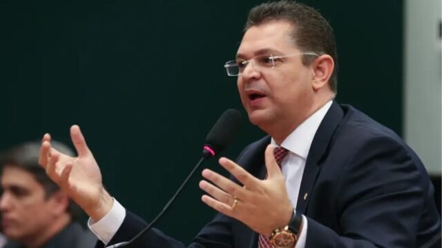 Líder do PL aciona PGR para incluir Roberta Luchsinger em programa de proteção