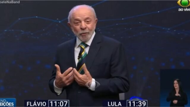 Lula defende Lulinha e diz acreditar na inocência do filho em debate
