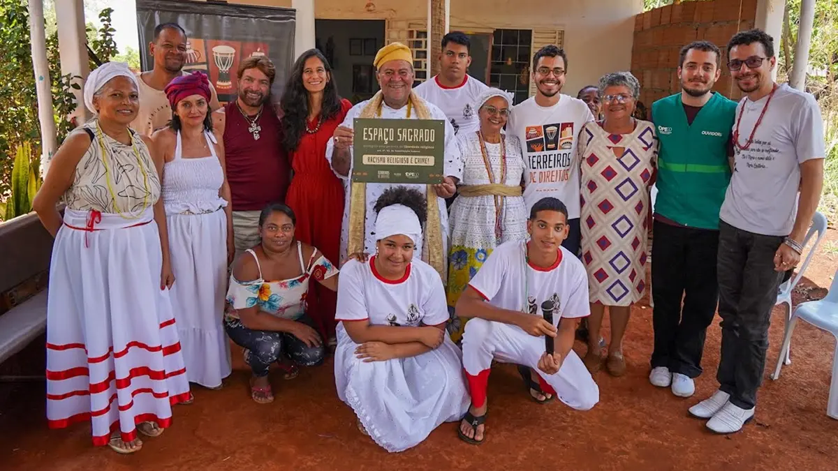 Luziânia: espaço religioso de matriz africana recebe placa de proteção da DPE-GO
