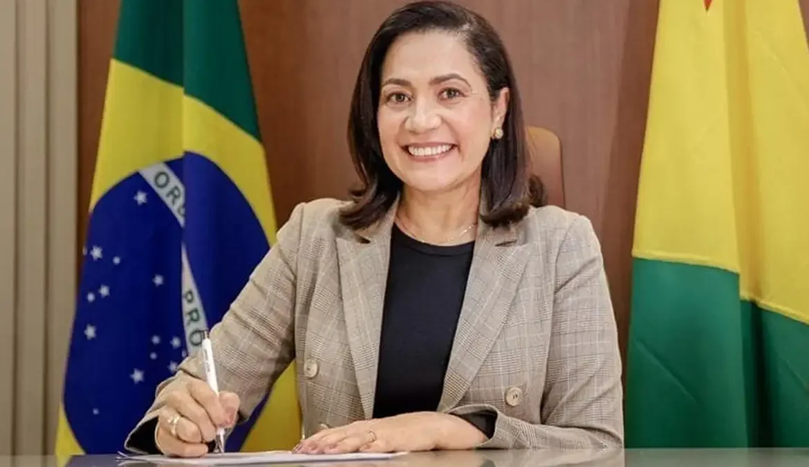 Mailza Assis é reeleita governadora do Acre