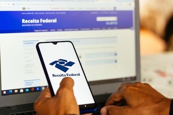 Mais de 17 mil contribuintes em Goiás recebem alerta da Receita Federal para regularizar pendências