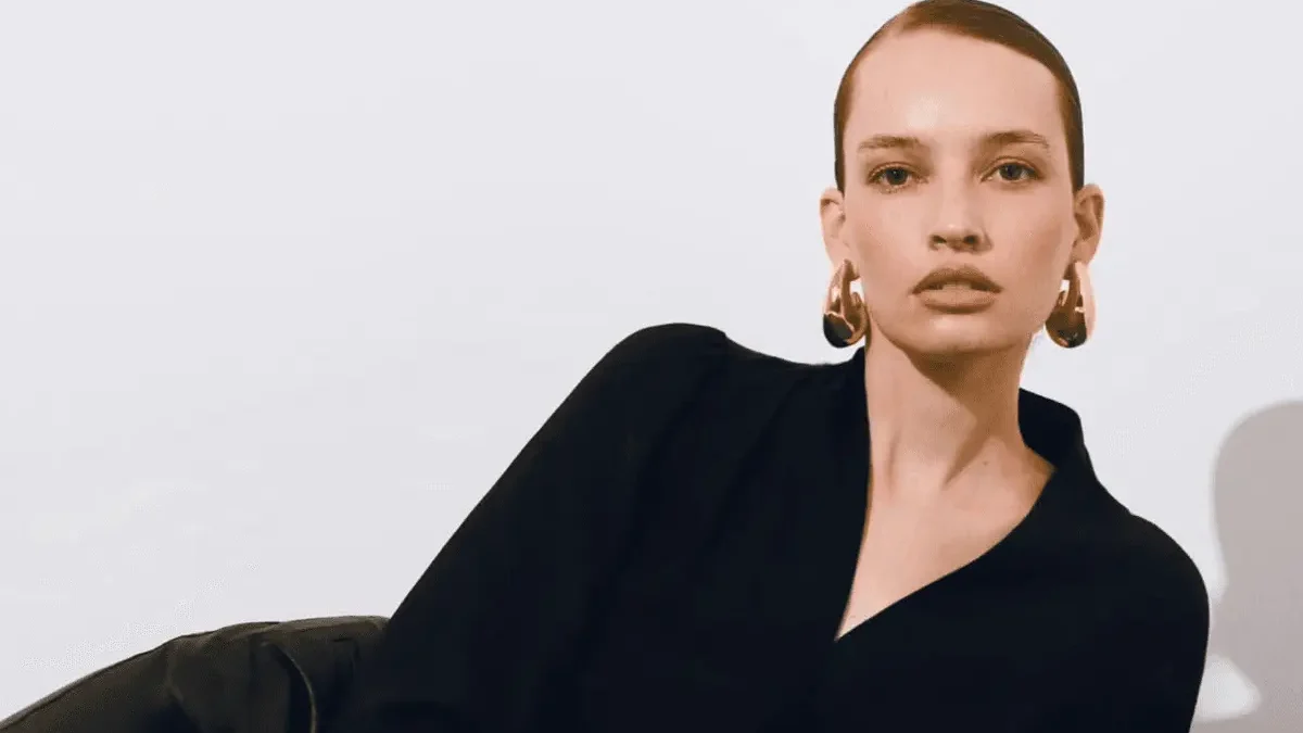 Modelo brasileira sofre infarto fulminante aos 32 anos; saiba quem era Giane Alves