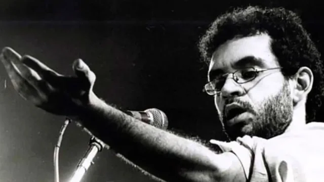 Morte de Renato Russo completa 30 anos neste domingo (11)