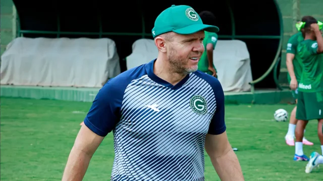 Mozart fortalece sonho de chegar ao G-6 após Goiás vencer o Ceará: “confiança grande”
