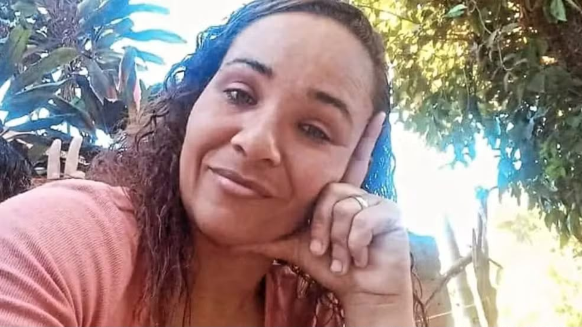 Mulher de 41 anos morre após ser ferida com arma branca em Nova Iguaçu
