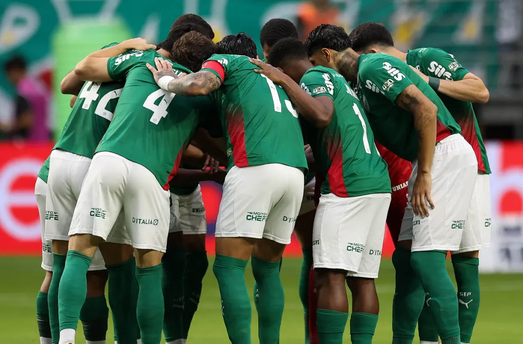 Palmeiras tem último treino horas antes do duelo contra o Fluminense