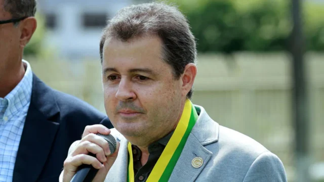 Paulo Rogério se exime do fracasso do Goiás na Série B: “não participei de nada no futebol”