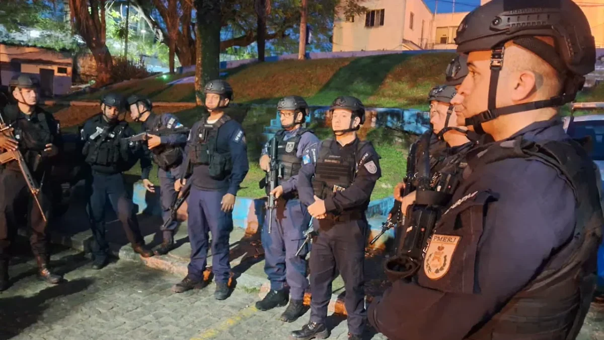 Polícia Militar realiza operação na Vila Vintém e em Jardim Novo, na Zona Oeste do Rio