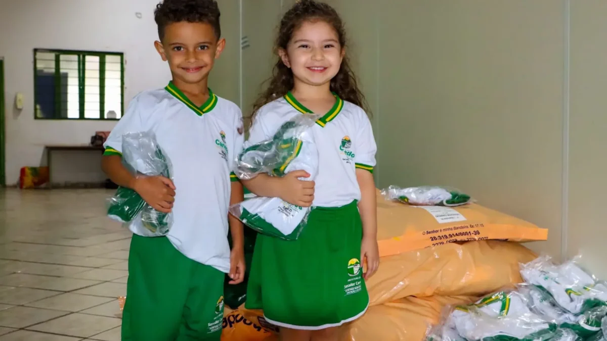 Prazo para pedir uniforme escolar gratuito em Senador Canedo termina hoje
