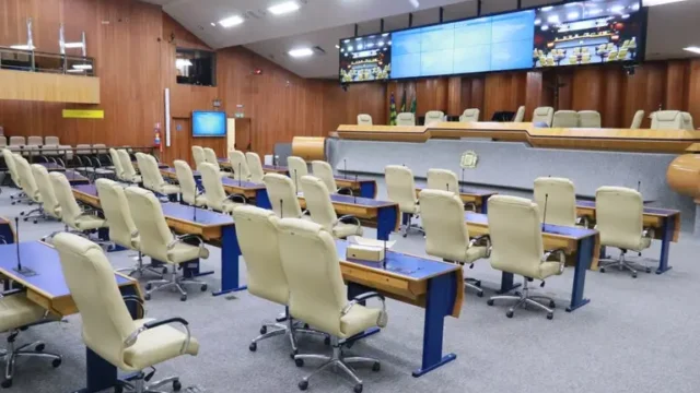 Refis 2026 de Goiânia é aprovado na Comissão de Finanças e segue para votação definitiva nesta terça (27)